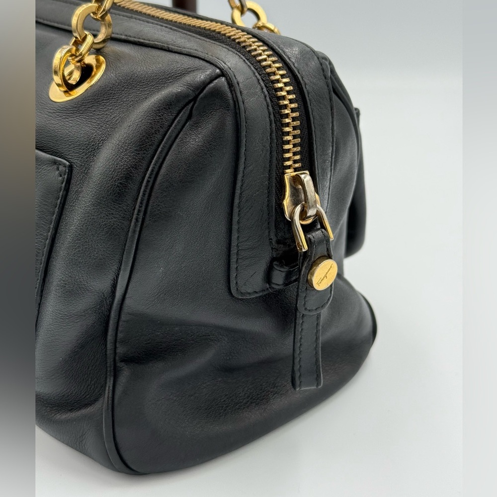 Salvatore Ferragamo Gancini Black Leather Shoulder Bag - Picture 5 of 14